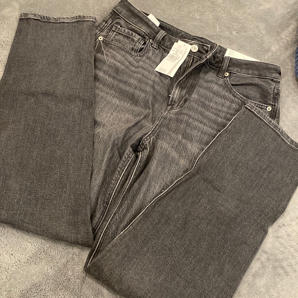 NEW-Size 8 American Eagle jeans